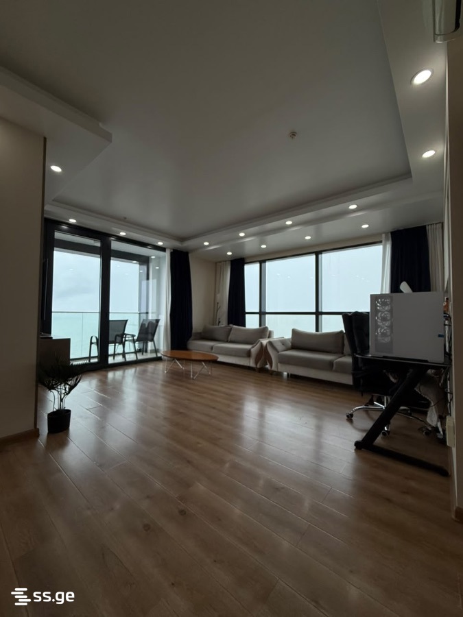 Egnate Ninoshvili Street 2 - 3 rooms