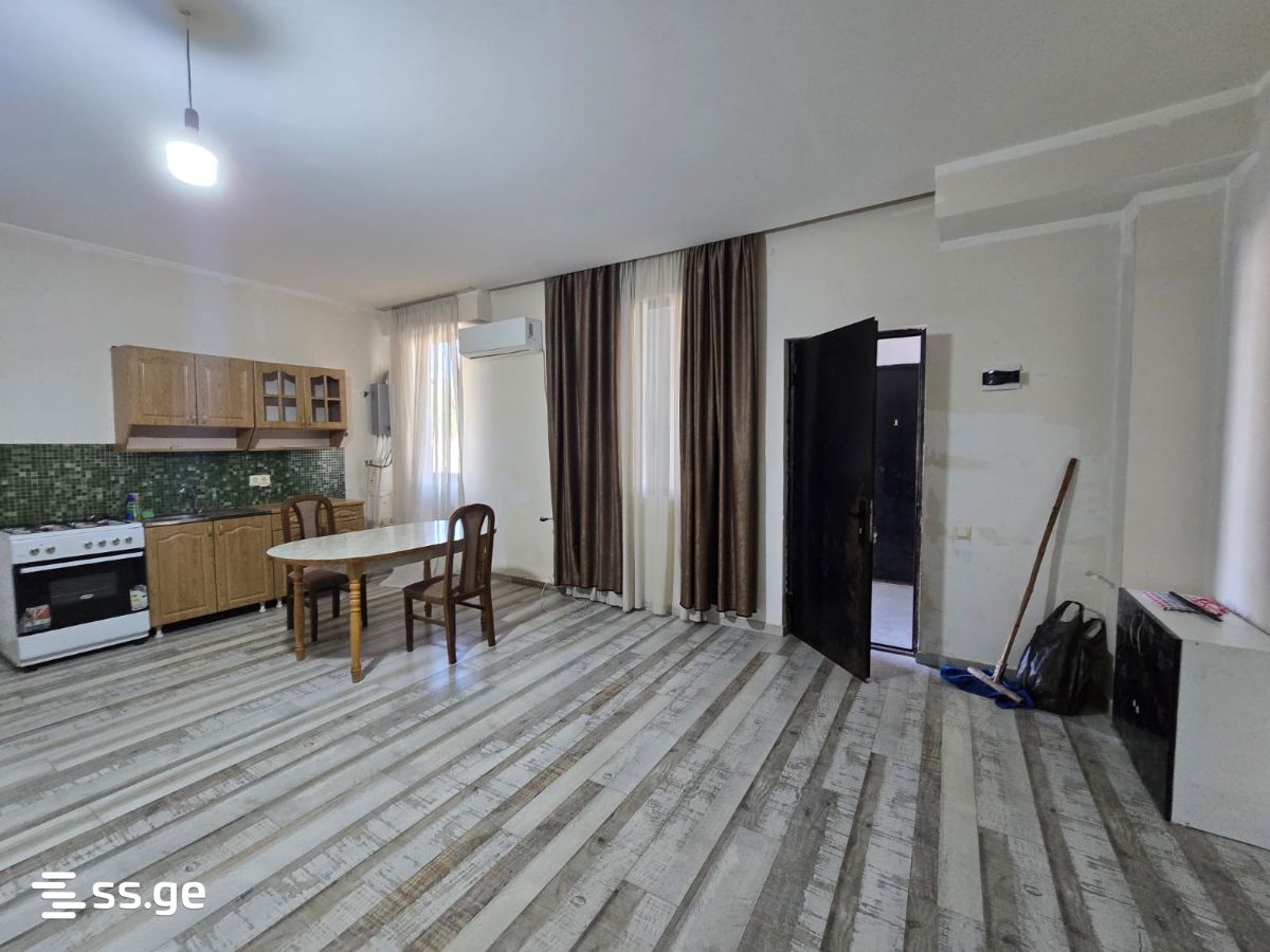 Tekla Batonishvili st. - 3 rooms