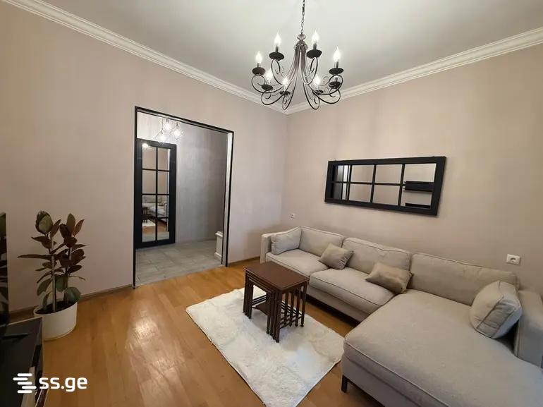 pekini st. 10 - 4 rooms