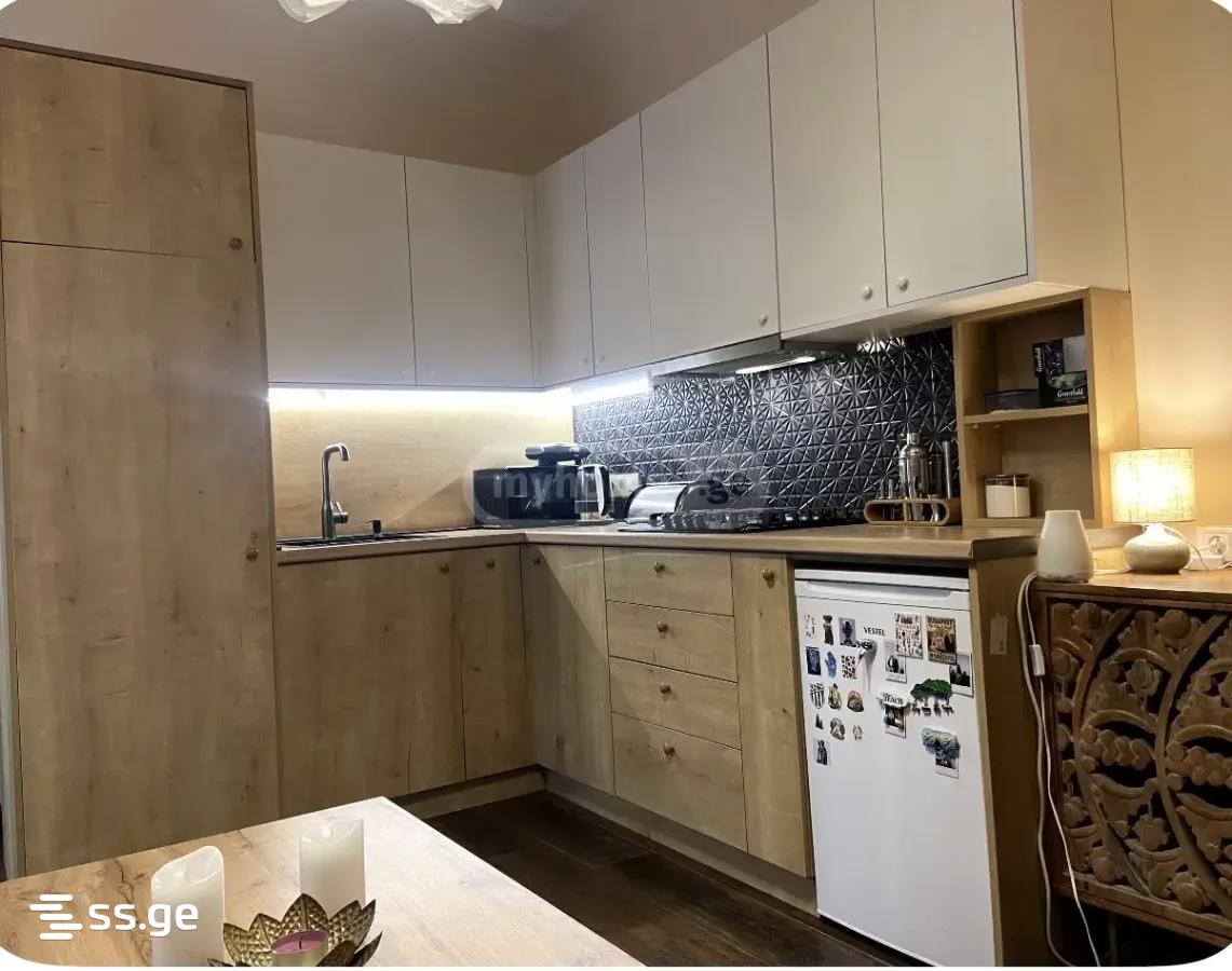 izashvili st. 4 - 2 rooms