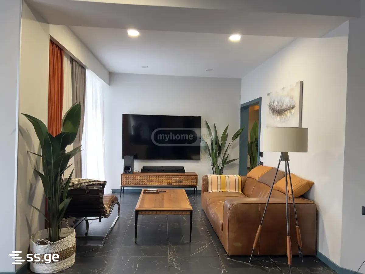 universiteti st. - 4 rooms