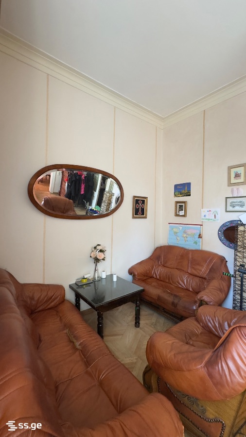 shartava st. 24 - 6 rooms