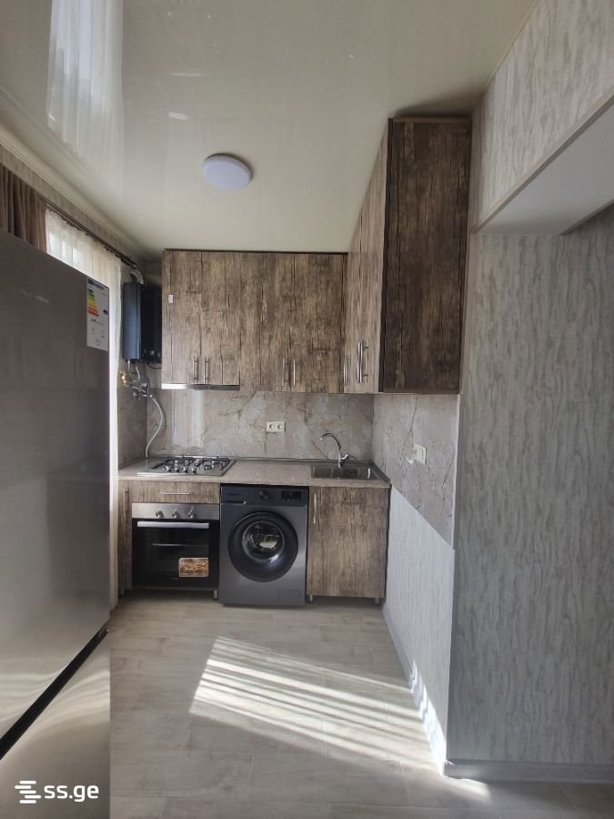 10 - 2 rooms