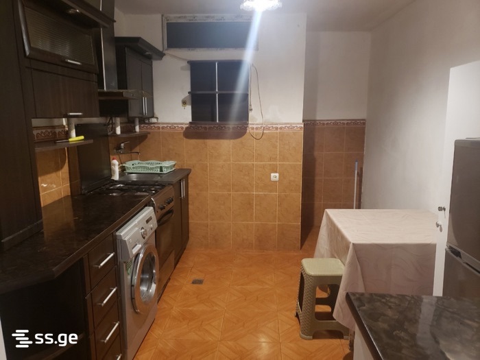 4 - 5 rooms