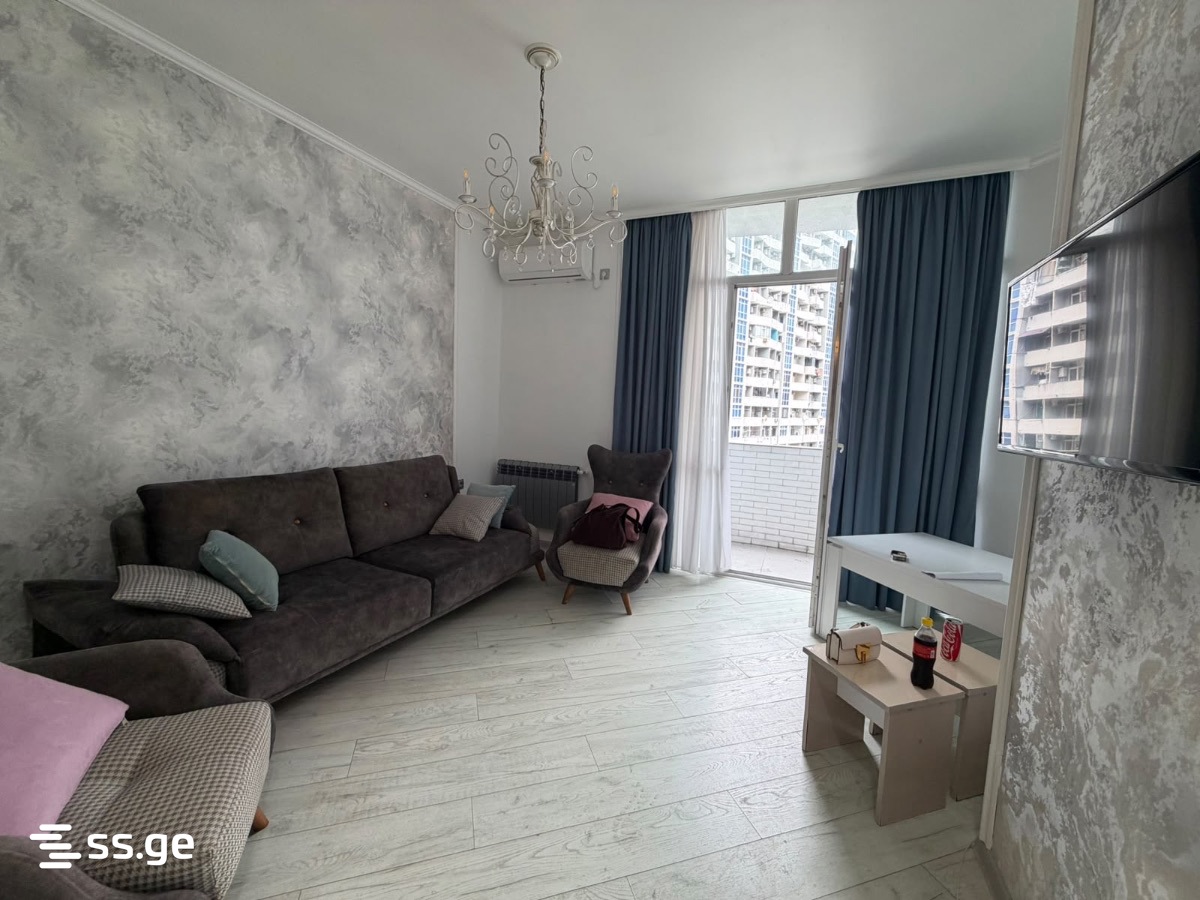 Sh. Inasaridze St. 14 - 3 rooms