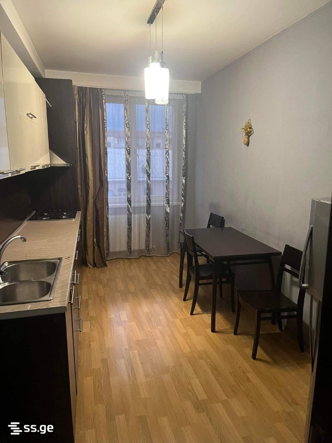 shartava st. 35/37 - 4 rooms