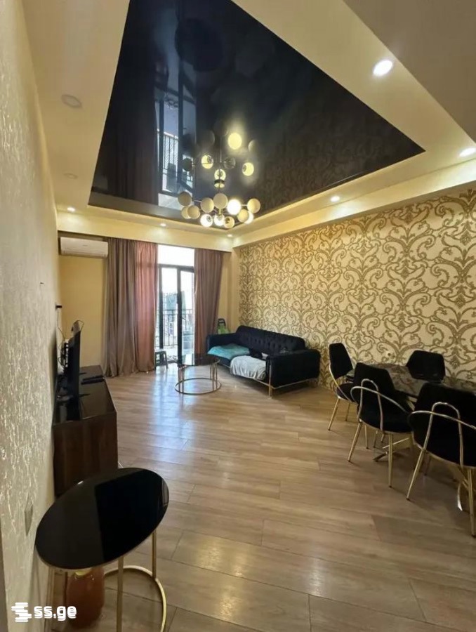 Nestan-Darejani st. 8 - 3 rooms