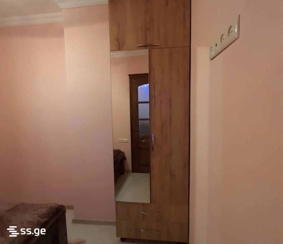 196ა - 3 rooms