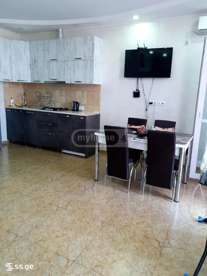 1 - 3 rooms