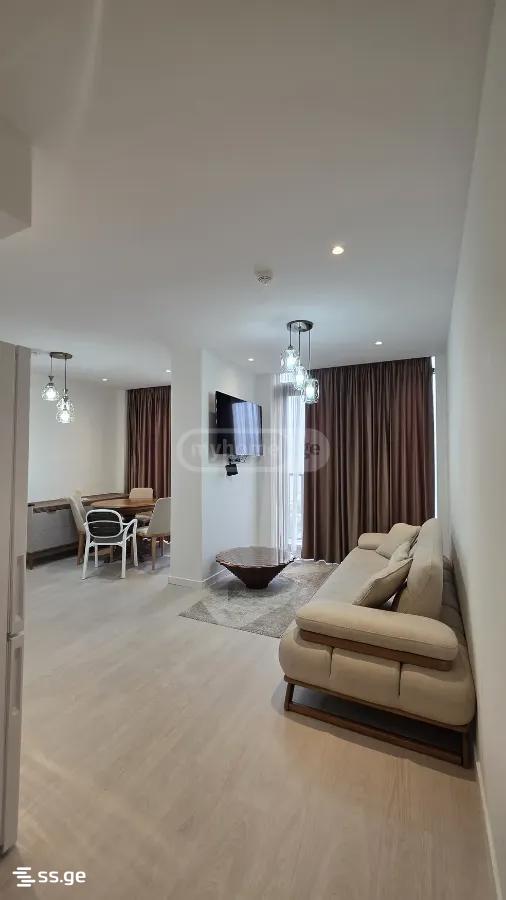 5 - 3 rooms