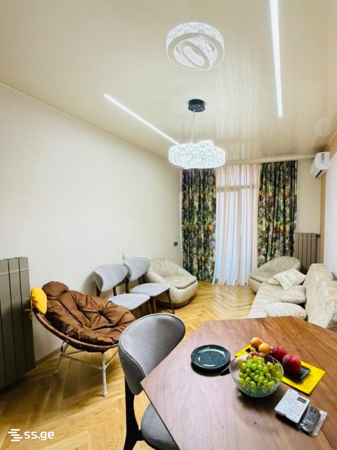18 - 3 rooms