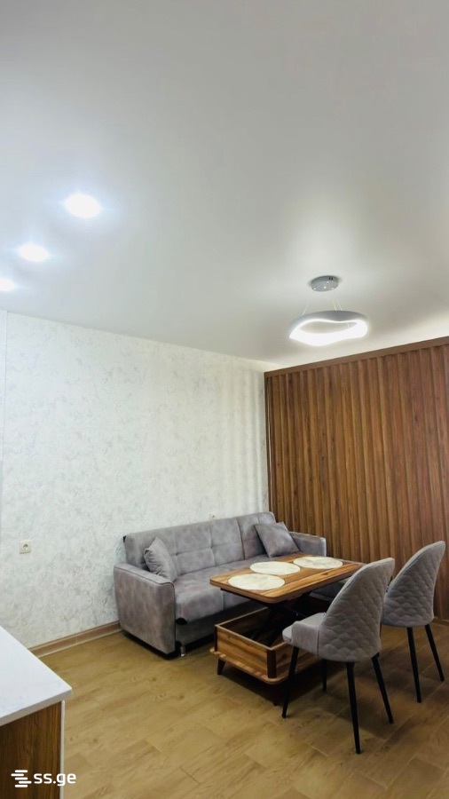 6 - 2 rooms
