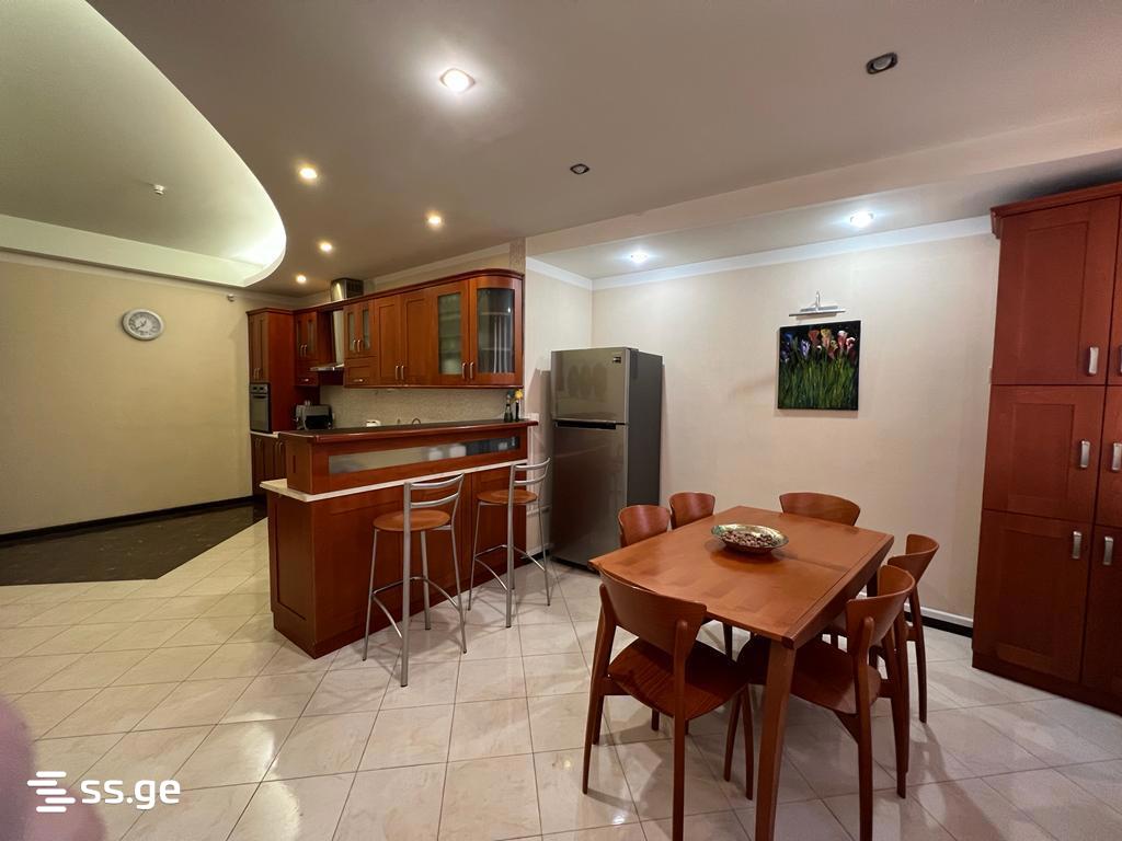 paliashvili st. 108 - 4 rooms