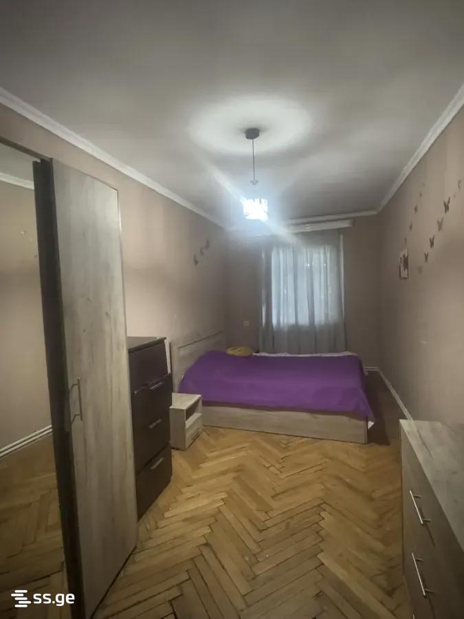b. khmelnicki st. - 4 rooms