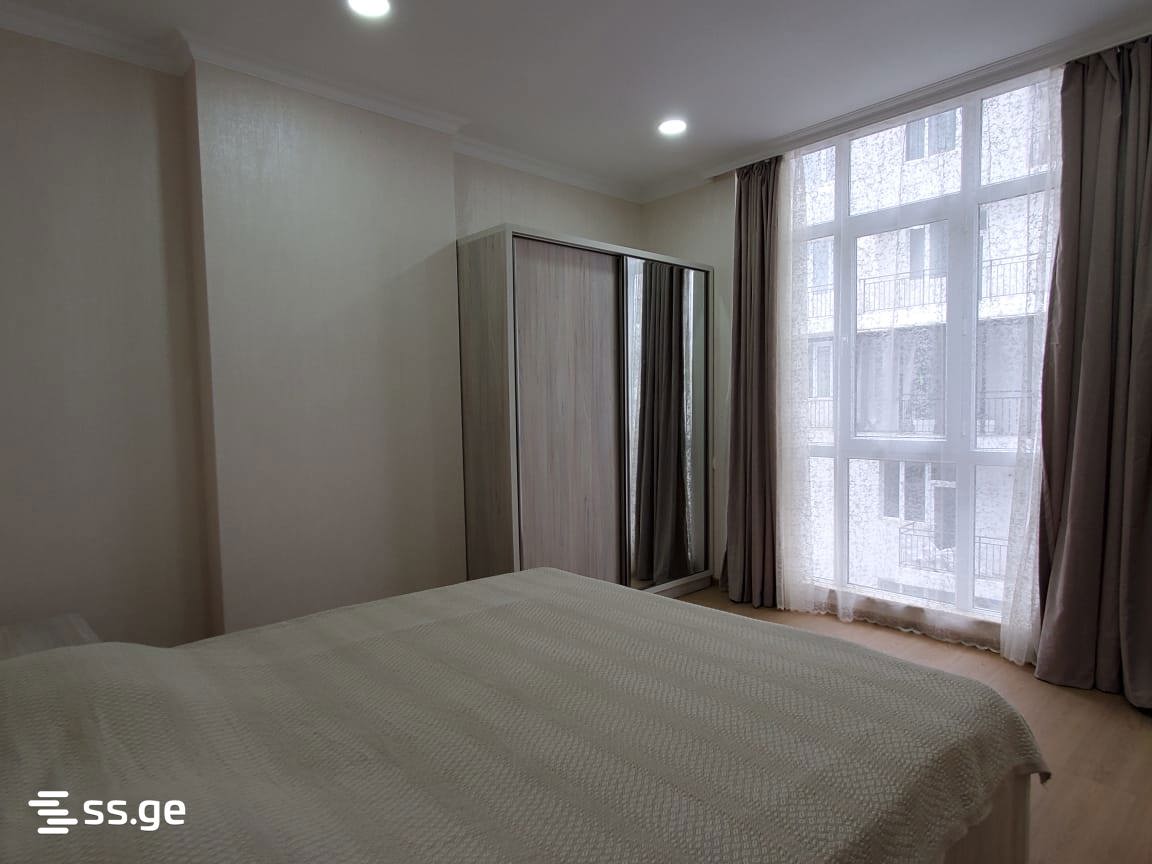 Takaishvili Street 51/53 - 3 rooms