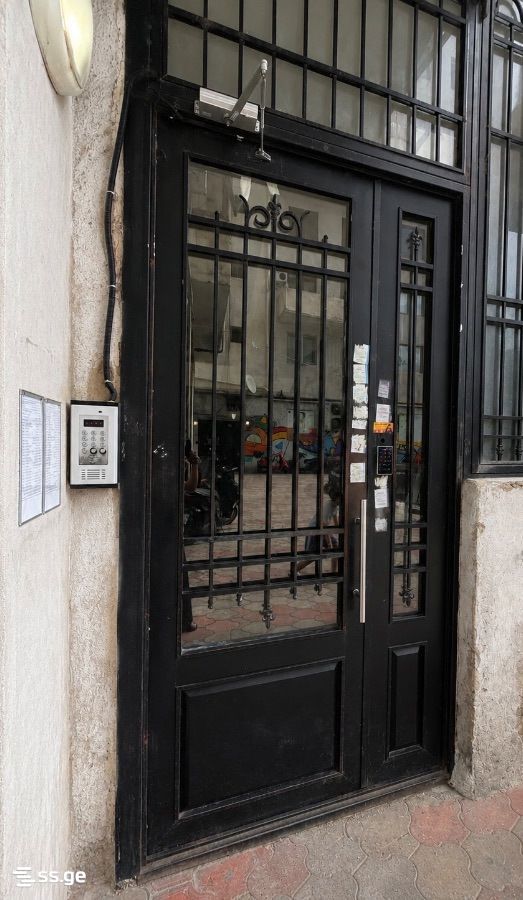 shartava st. 37 - 4 rooms