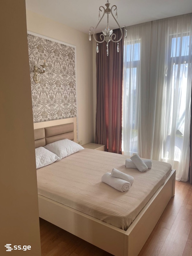 Takaishvili Street 4 - 2 rooms