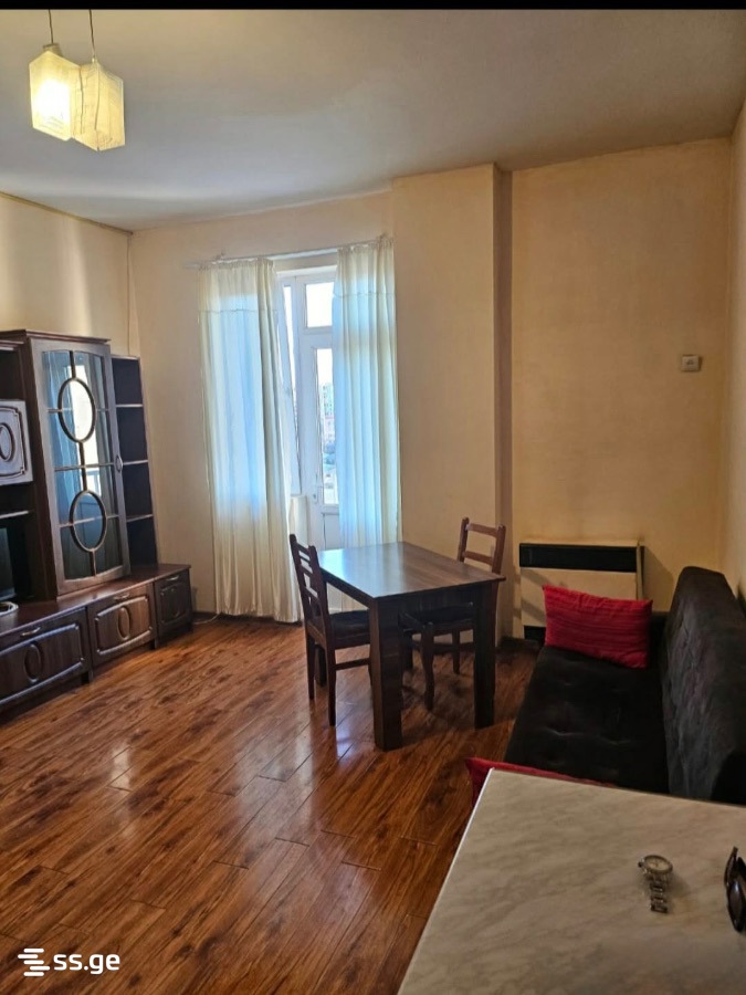 112 - 1 rooms
