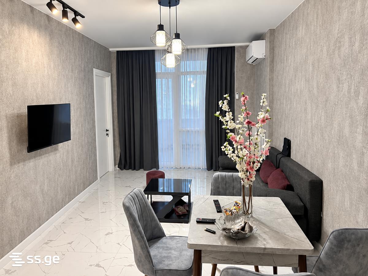 Tbel Abuseridze st. 5 - 3 rooms