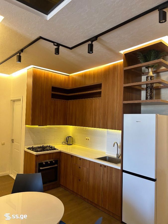 n. zhvania st. 73 - 3 rooms
