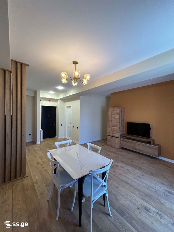petre imeri st. 6 - 3 rooms