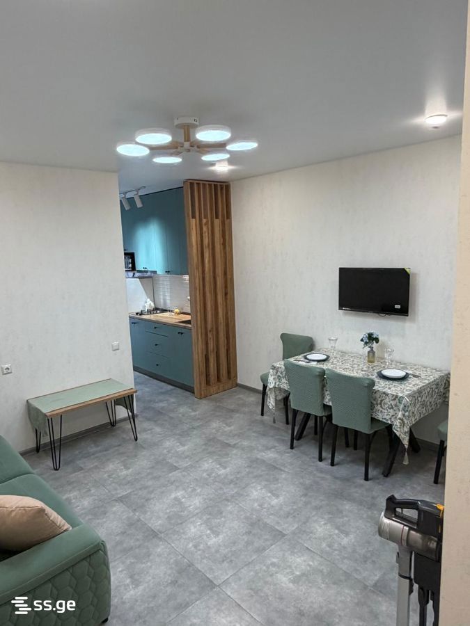 Tamar Mepe Avenue 1 - 2 rooms