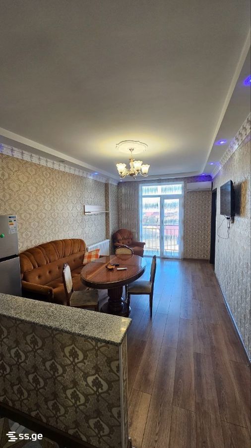24 - 3 rooms