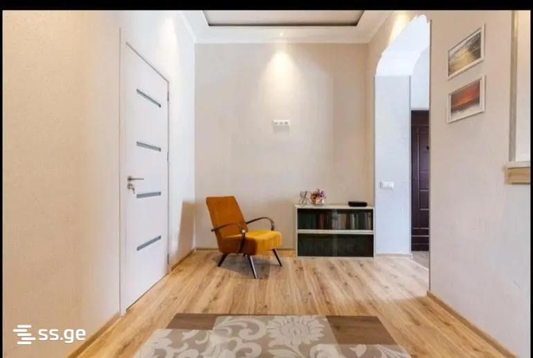 opreti st. 3 - 2 rooms