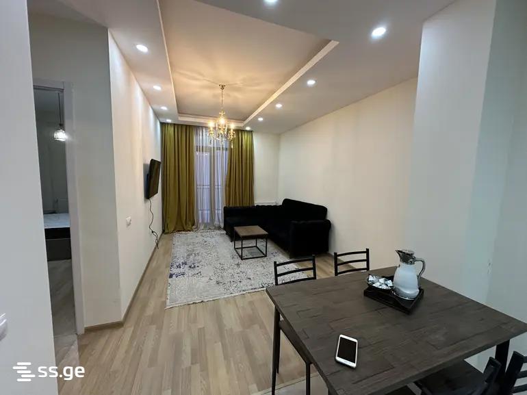 parnavaz mepe avenue 35 - 3 rooms