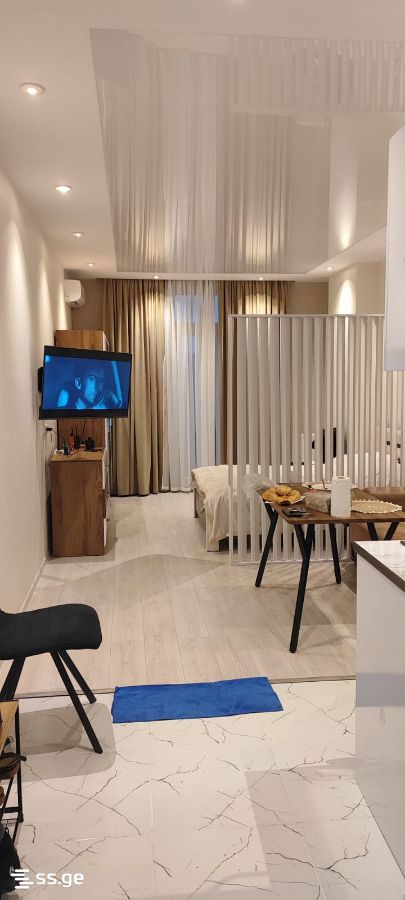 43 - 1 rooms