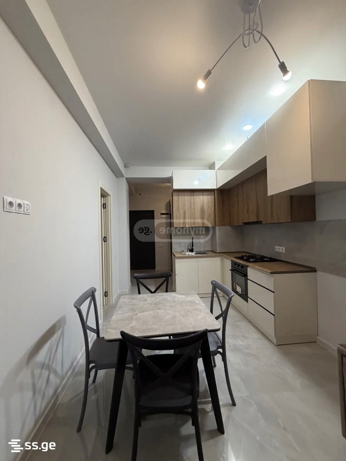 Ekvtime Kheladze st. 3 - 2 rooms