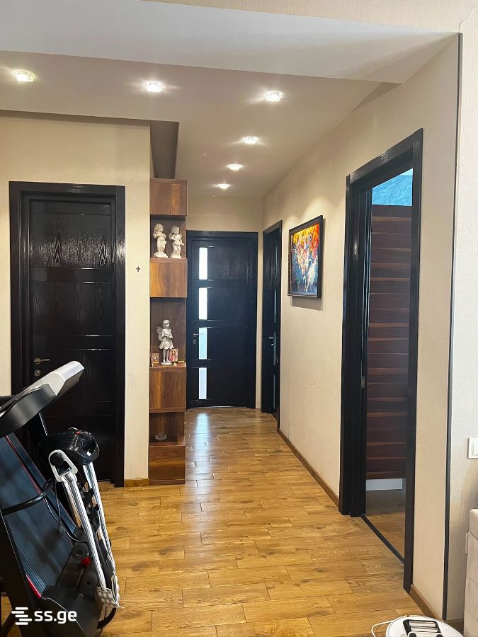 Mirian Mephe st. - 5 rooms