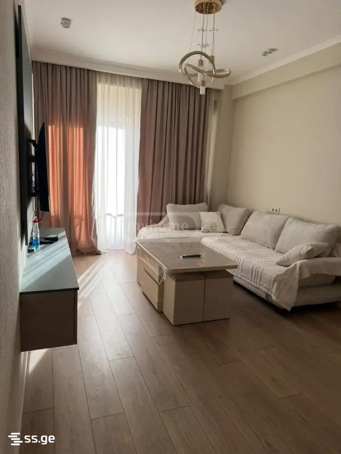 chkondideli st. 40 - 2 rooms