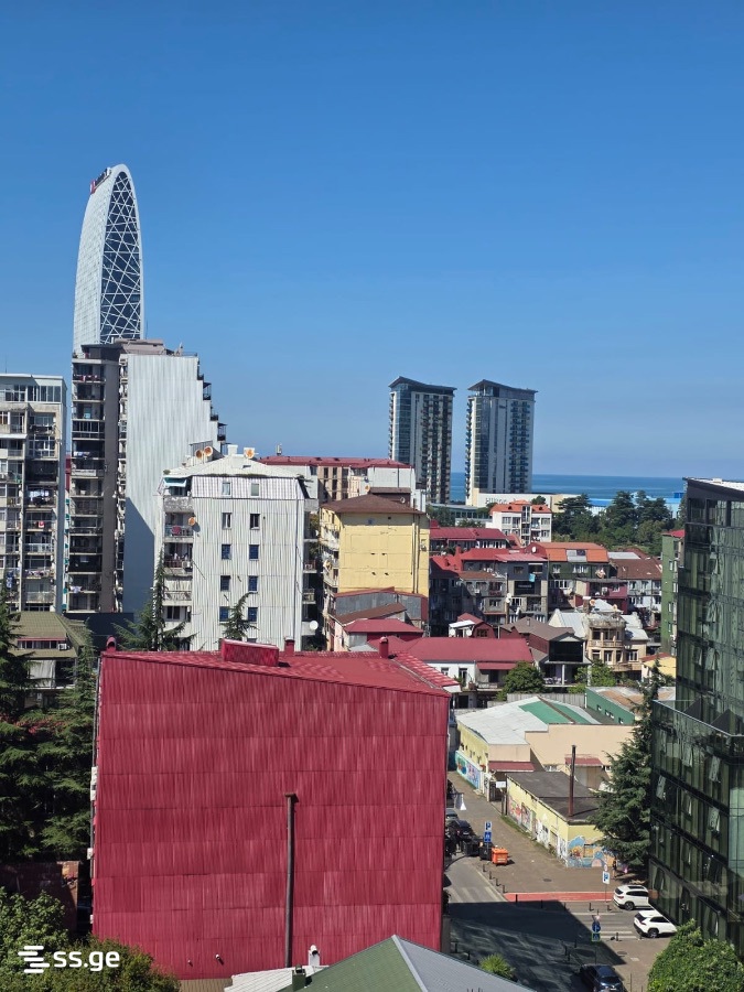Takaishvili Street 34 - 2 rooms