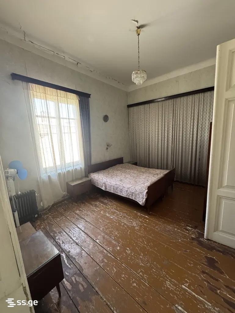 chikobava st. - 3 rooms