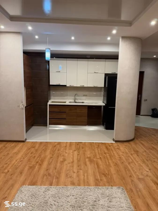 vardisubani st. 6 - 3 rooms