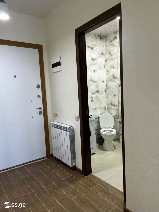 6 - 1 rooms