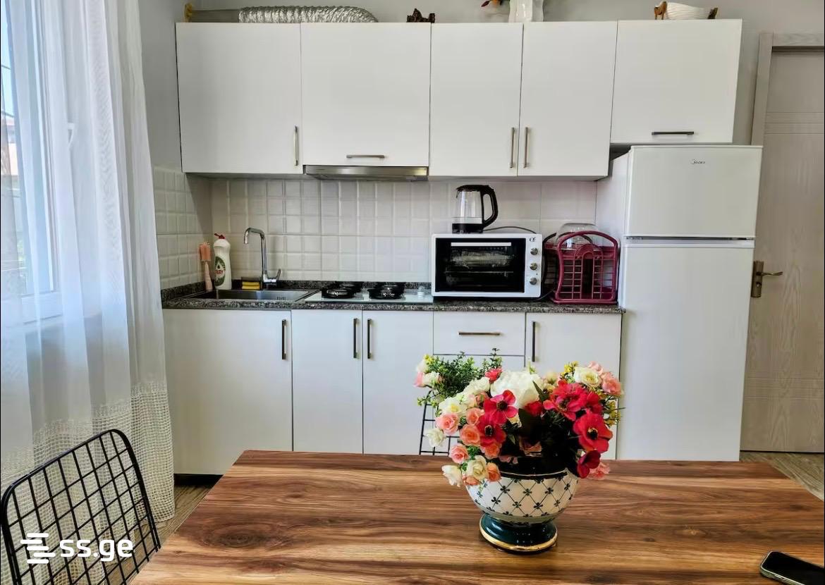 6 - 4 rooms