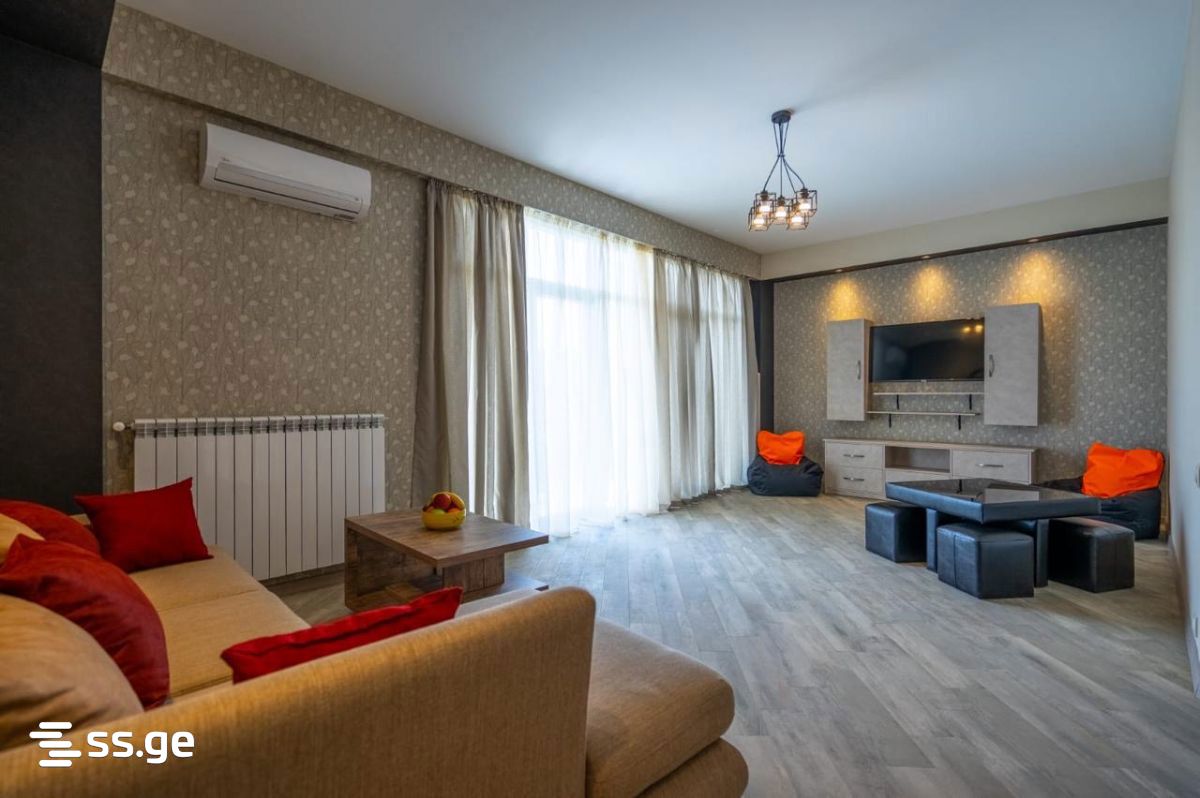 Lekh Kachinski st. 1 - 3 rooms