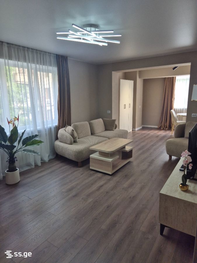 mirckhulava st. 2 - 3 rooms