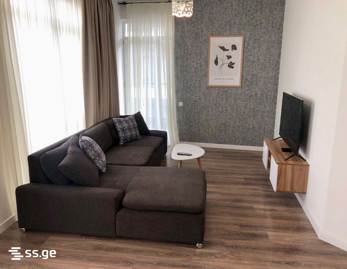 Lech and Maria Kaczynski street 5ა - 3 rooms