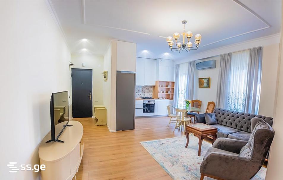 Holy Martyr Vasilisko st. 4 - 3 rooms