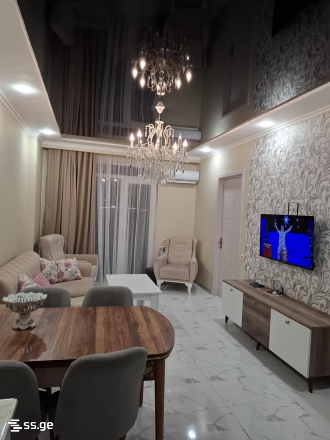 24 - 3 rooms