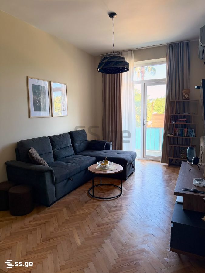 Vazha-Pshavela st. 5/7 - 2 rooms