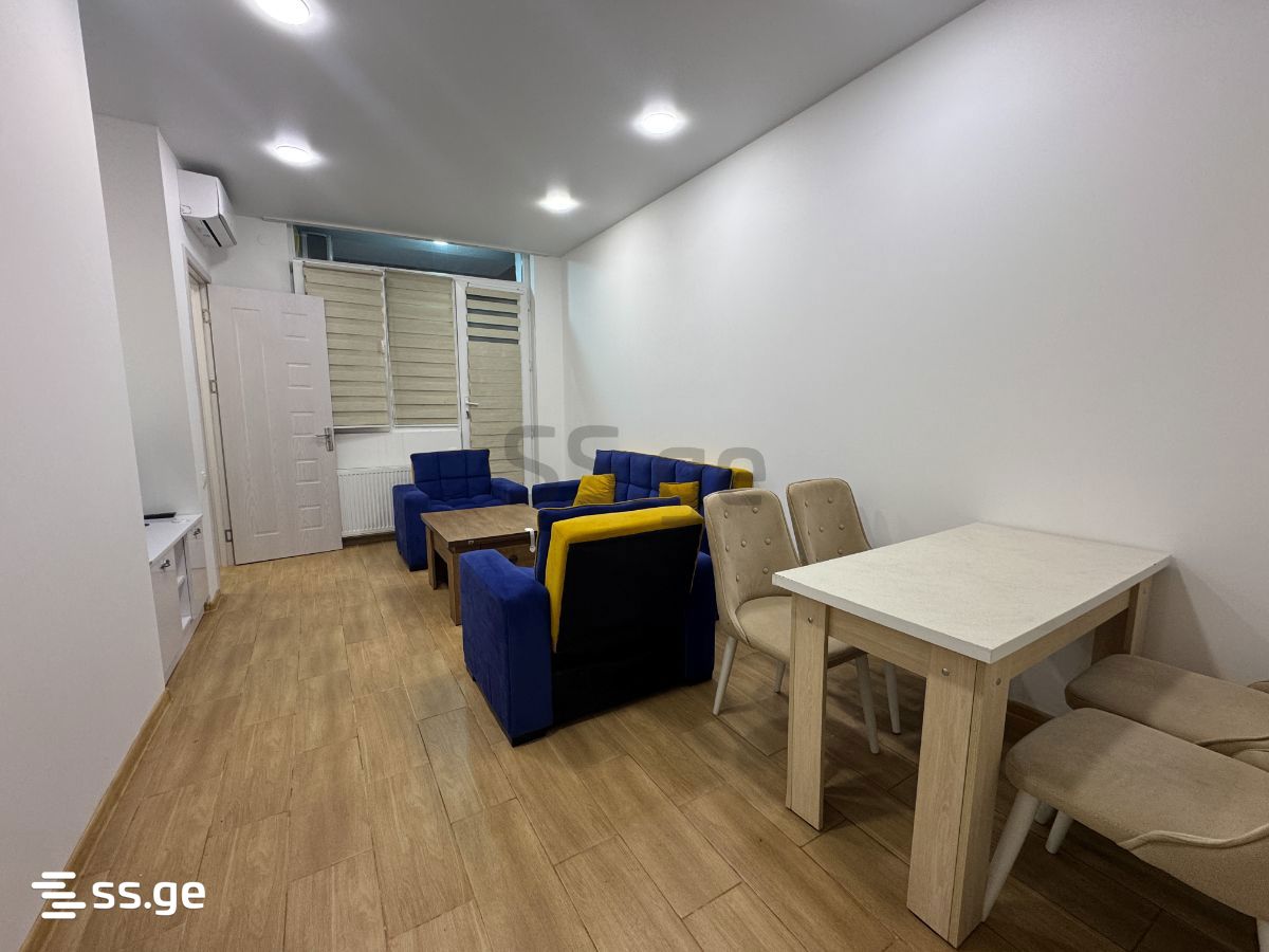 6 - 3 rooms