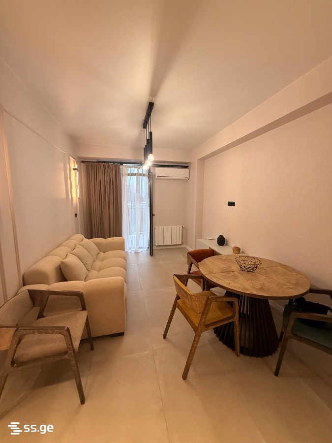 Kikvidze Lane 4 - 3 rooms