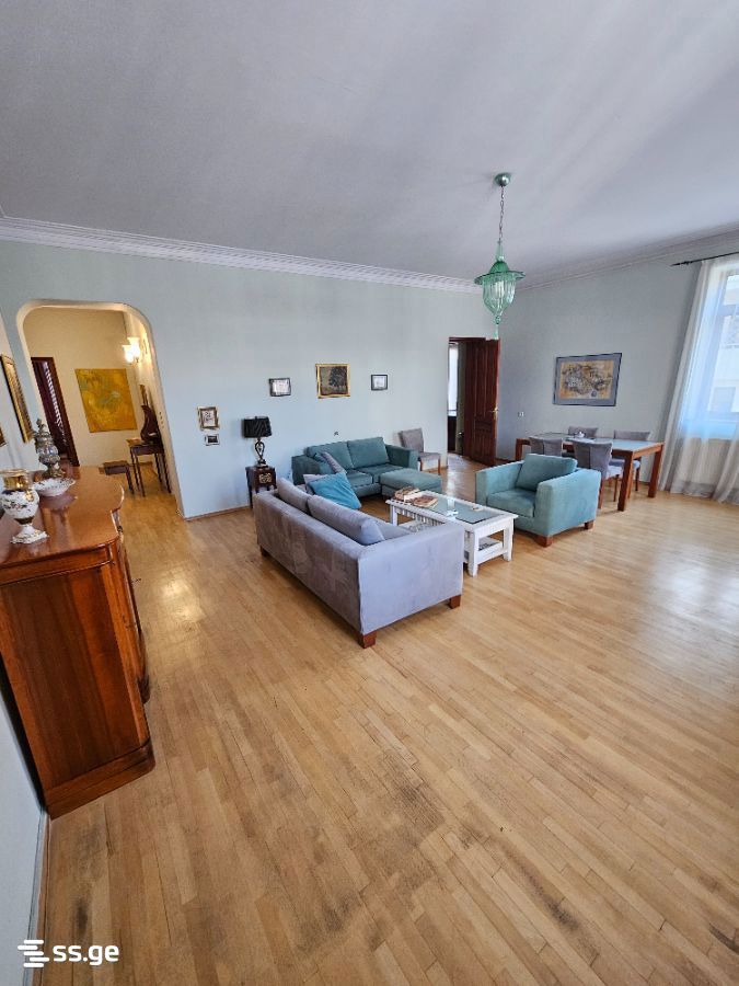 larsi st. 2 - 5 rooms