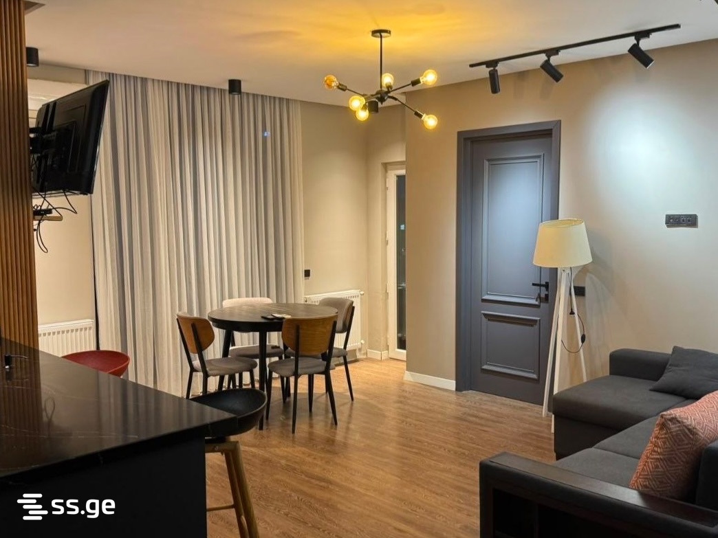 10 - 3 rooms