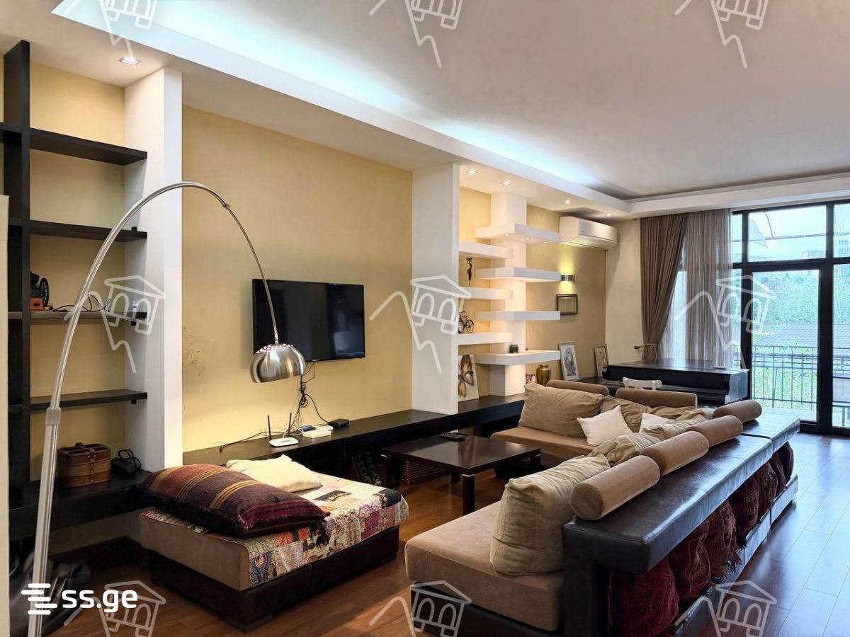 nino ramishvili st. 31 - 4 rooms