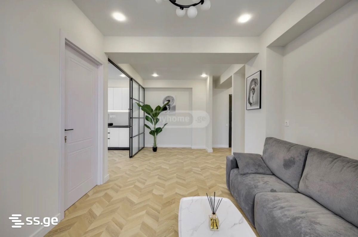 giorgi brtskinvale st. 54 - 4 rooms